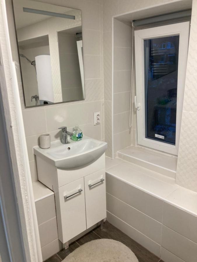 Dobozi Apartman Дебрецен Екстериор снимка